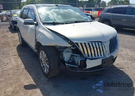 2013 Lincoln Mkx z USA, uszkodzony, nr VIN 2LMDJ8JK9DBL18829
